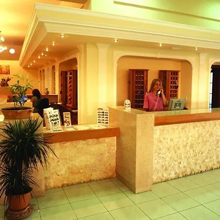 Gaia Royal 4*