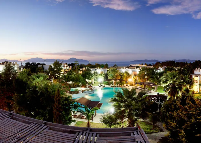 Gaia Royal منتجع 4*