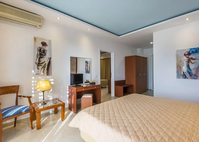 Gaia Royal 4* ماستيخاري