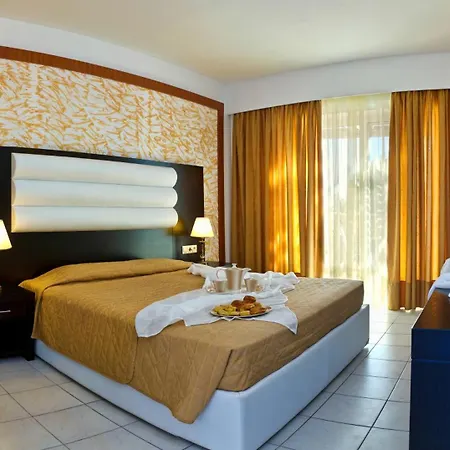 Gaia Royal Resort 4*