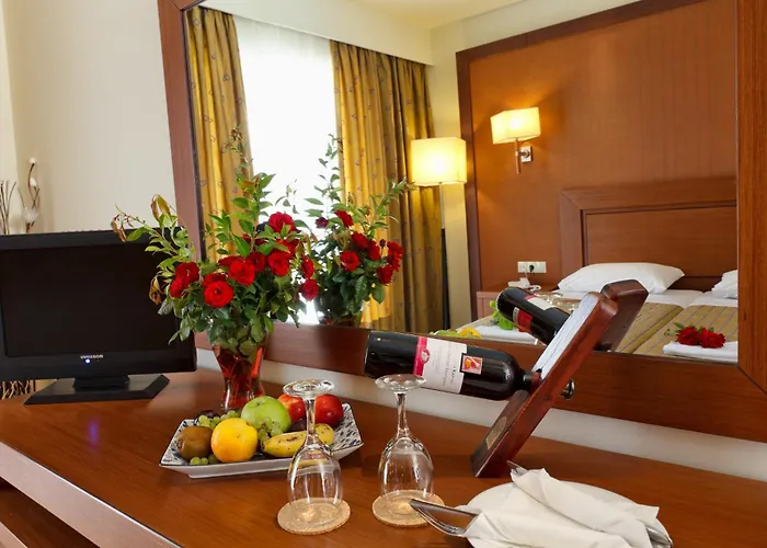 Курортный комплекс Gaia Royal 4*